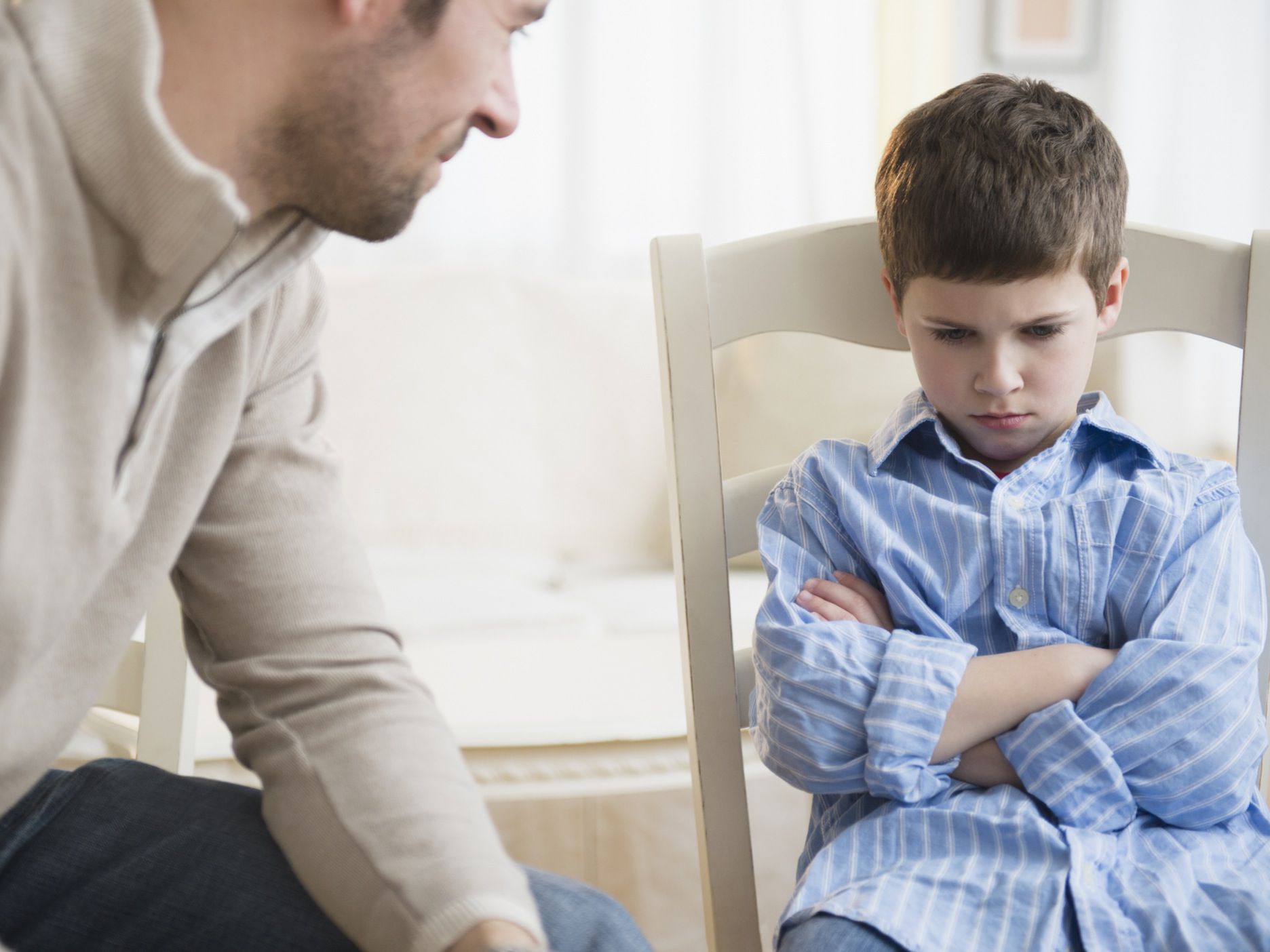 Tips To Overcome From Negative Impacts of Negative Parenting