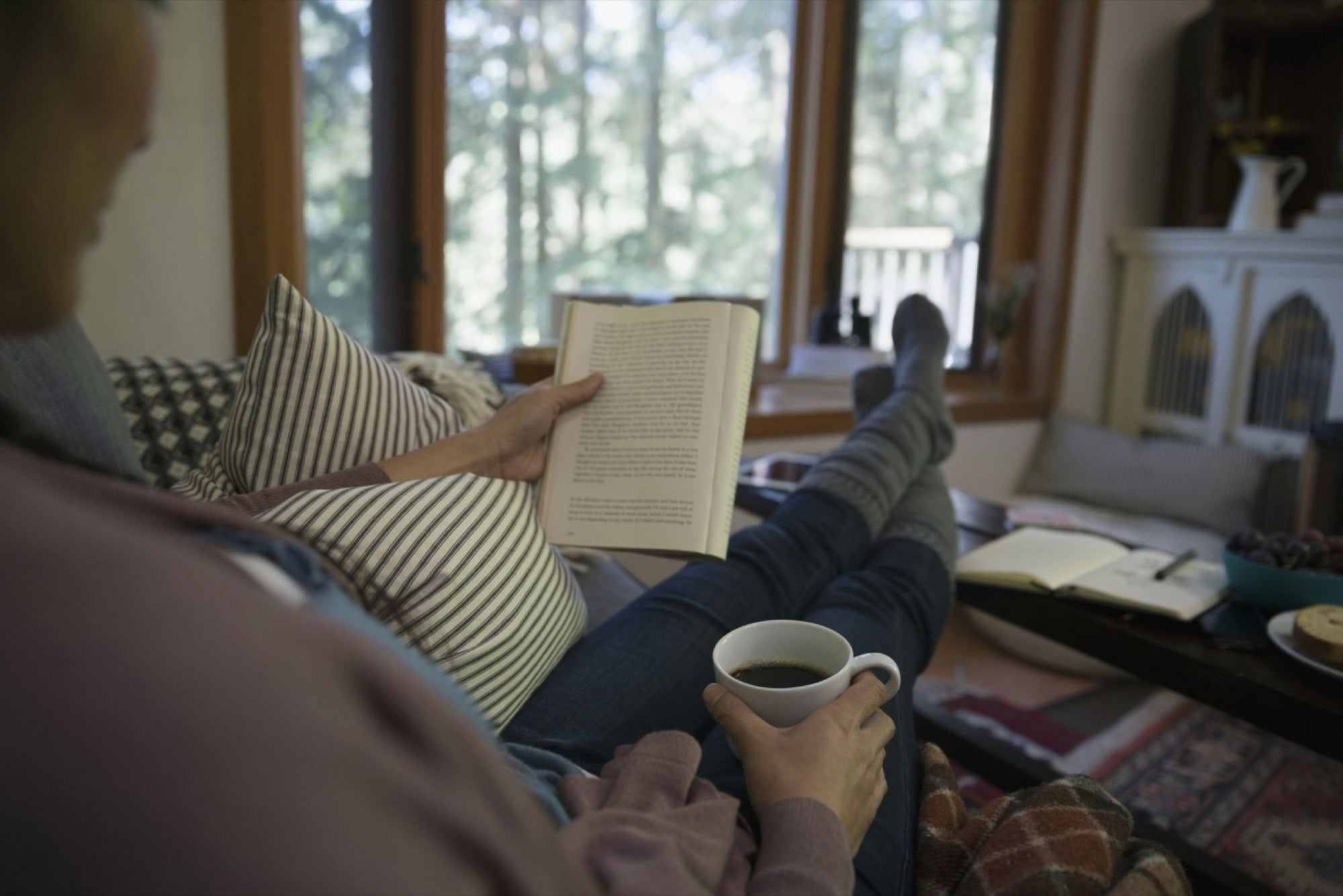 How to Destress: Tips and Tricks for a More Relaxed Life