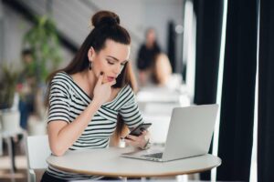 Workplace Anxiety: Symptoms And Tips To Deal With It