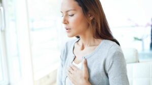 Signs You're Experiencing a Panic Attack - and What to Do About It