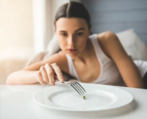 What Are The Signs Of Hypermetabolism anorexia?