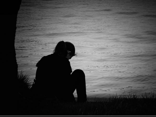 Signs of Feeling Depressed And Lonely